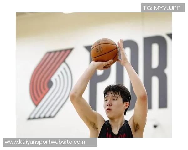 开拓者训练照曝光杨瀚森现身出战与否仍待确认